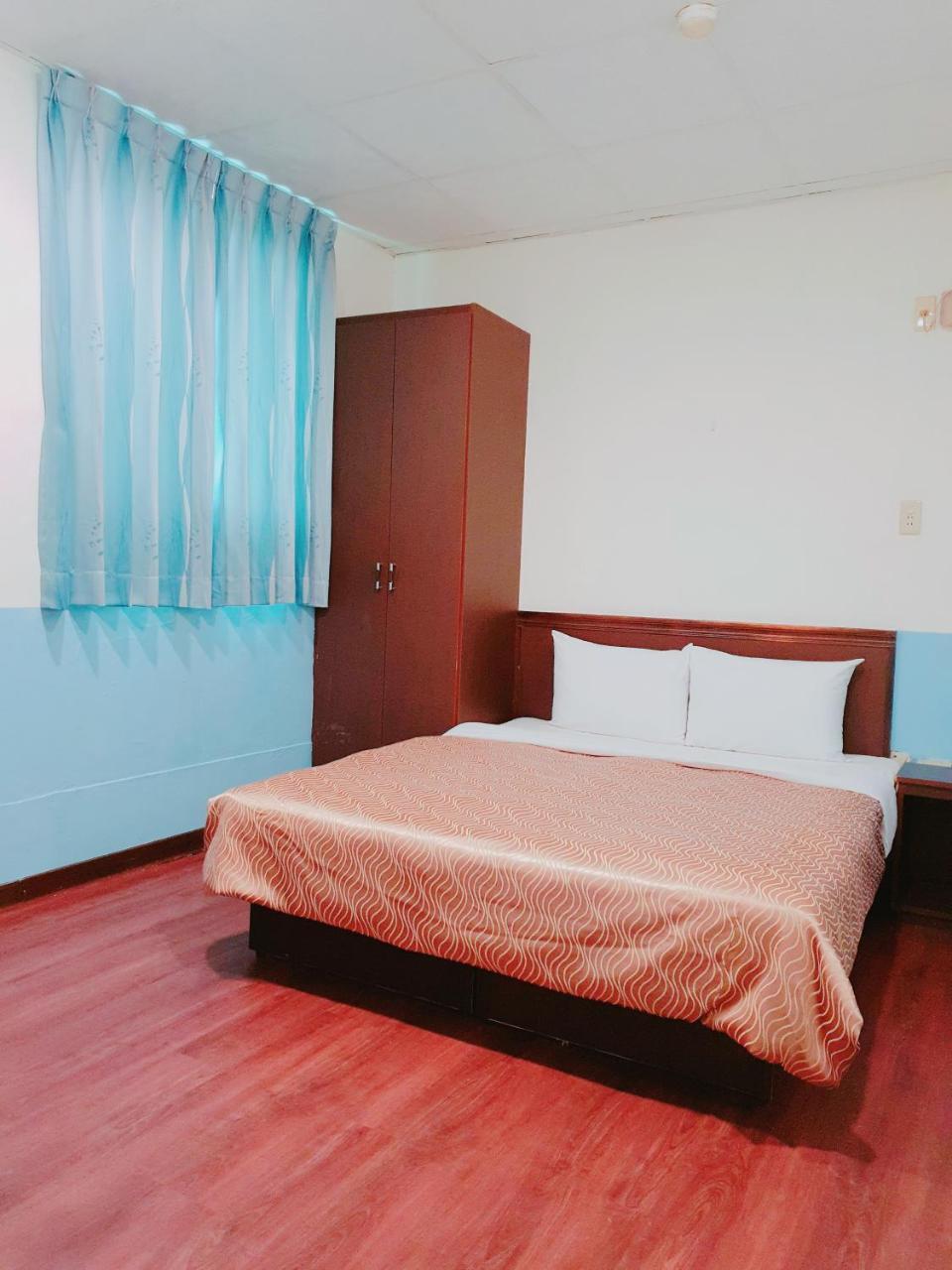 Blue Ocean Hotel Kaohsiung Extérieur photo